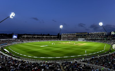 意昂体育直播节目单，列出未来24小时内的所有直播赛事、开赛时间和直播频道